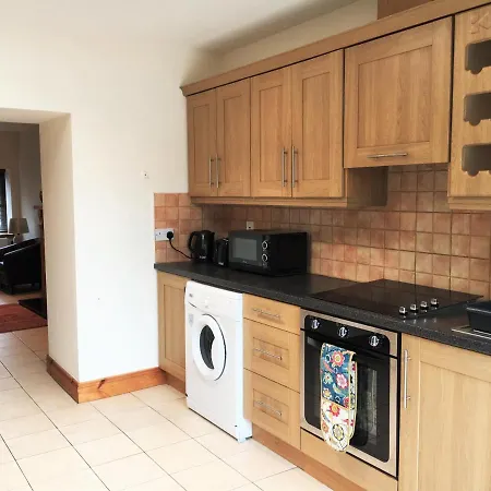 Apartment Townhouse In Wexford Town *
